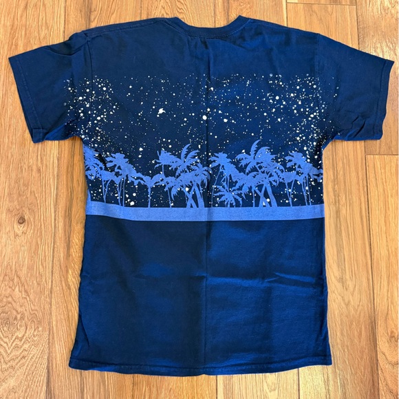 SeaWorld Orlando Blue Graphic T-Shirt - Picture 3 of 3